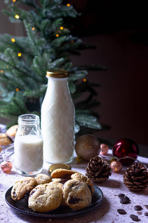 Christmas Cookies Perfect For Milk Wallpaper